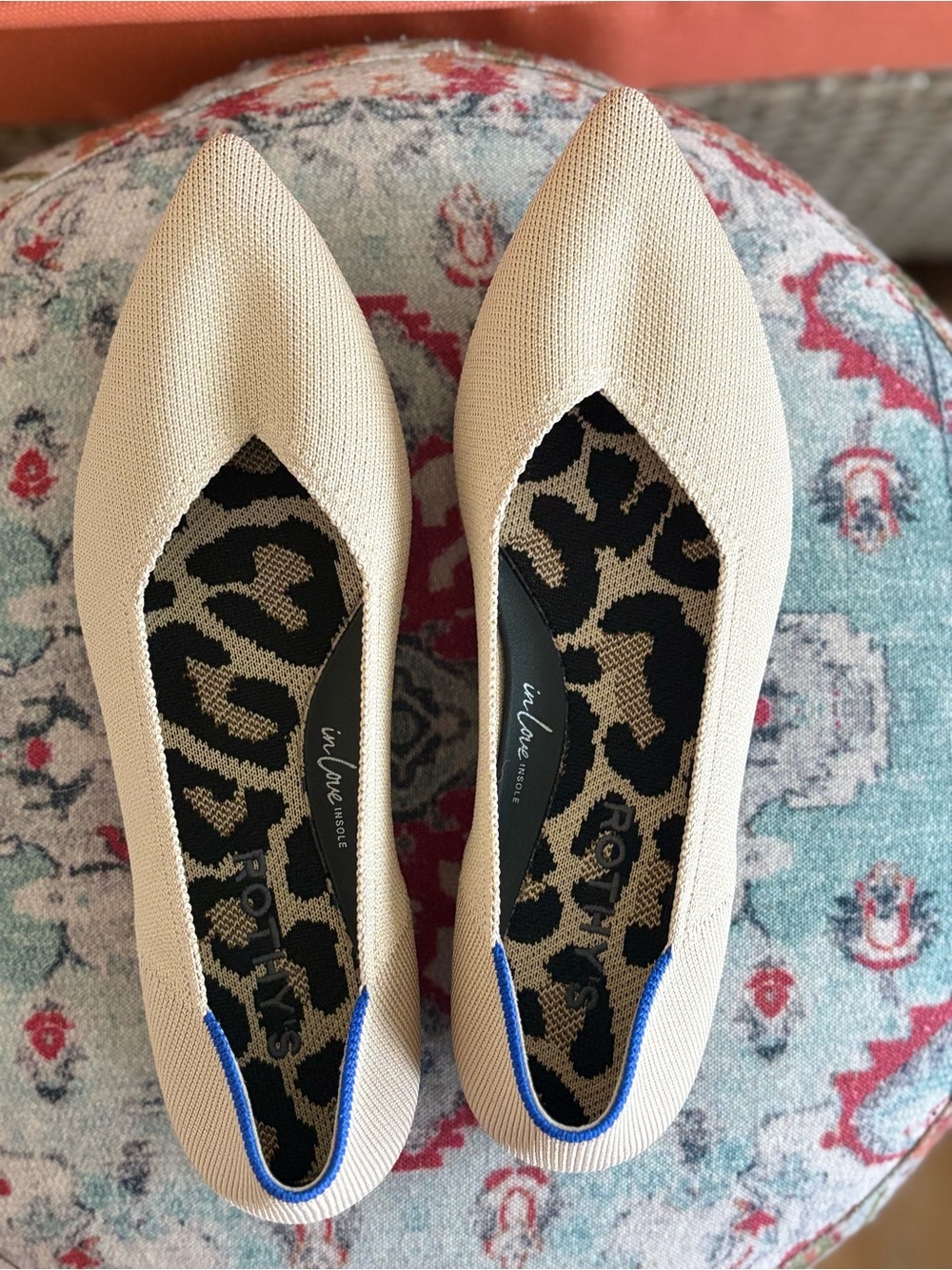 NWOB Rothy’s Point II Ecru Ballet Flats with Blue Trim